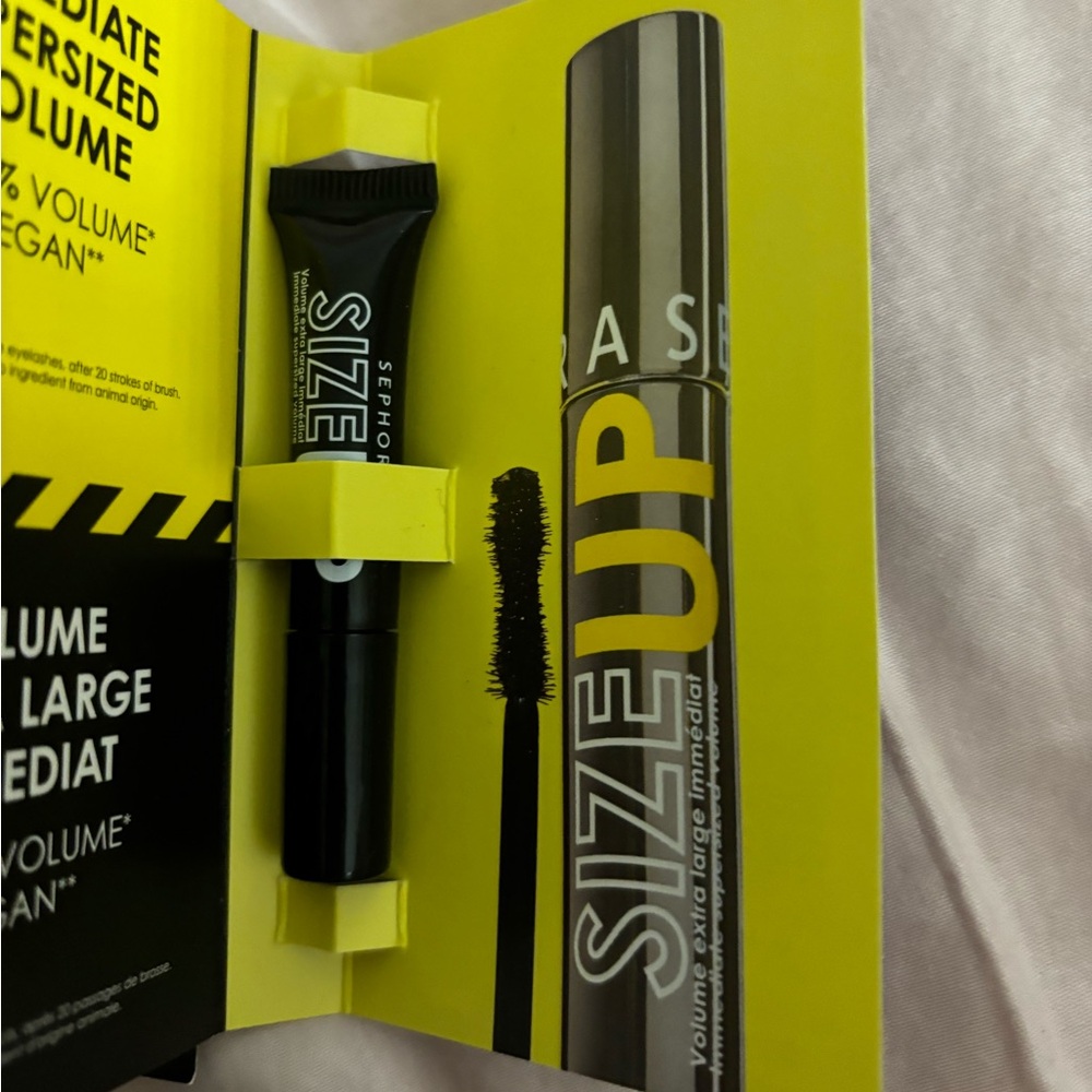NWT mascara bundle ! find your new favorite ! - Picture 4 of 5